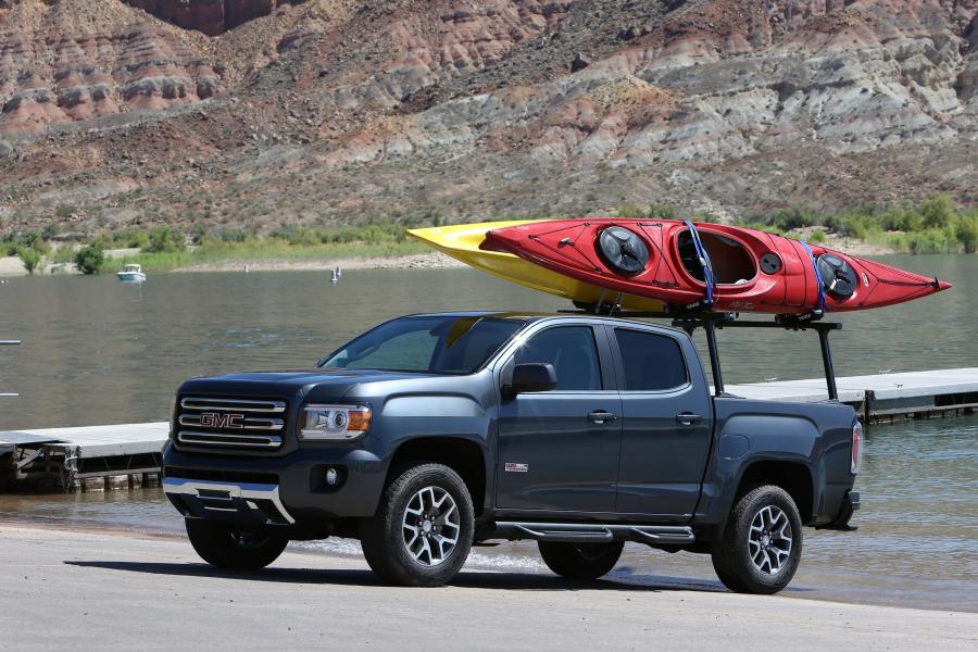  GMC Canyon All Terrain Crew Cab 2015 года  (фото 20 из 21)